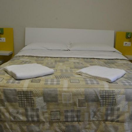 Leonardo Tourist House Hotel Firenze Bagian luar foto