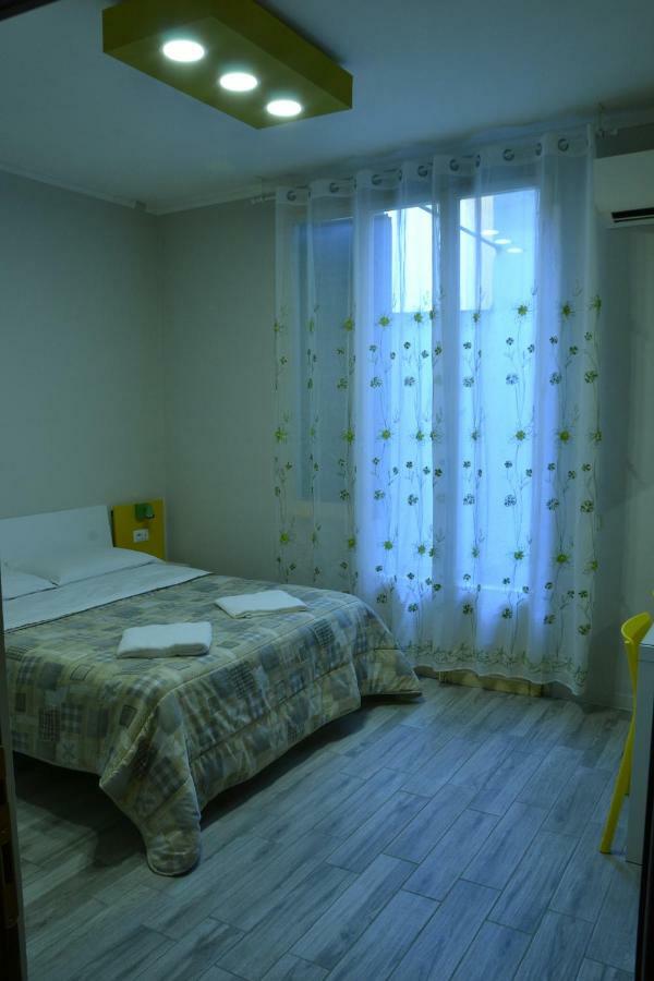 Leonardo Tourist House Hotel Firenze Bagian luar foto